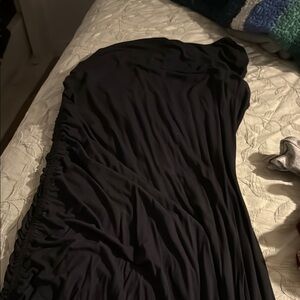 Elegant Black One-Shoulder Dress